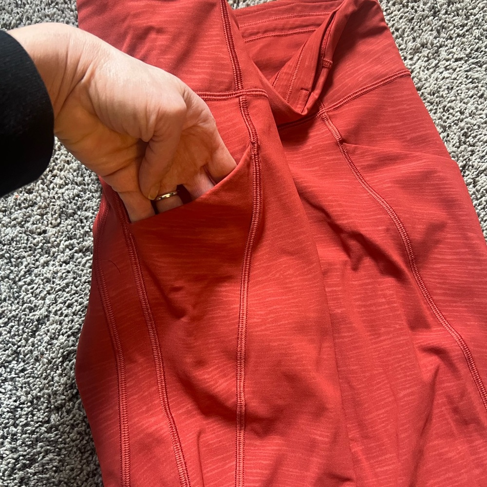 Lululemon Womens Leggings Size 6 - Picture 2 of 7